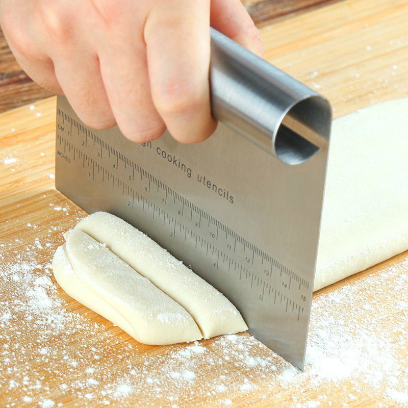 Stainless Steel Pastry Spatulas Cutter With Scale Pizza Dough Scraper Fondant Cake Decoration Tools Baking Kitchen Accessories Dough Cake Stainless Steel Pizza Flour Tool Cutter Chopper Scraper image 0
